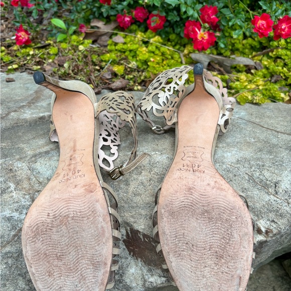 Klub Nico SIZE 11. Excellent condition. Made in Brazil. Intricate Cut Laser. - Picture 2 of 3